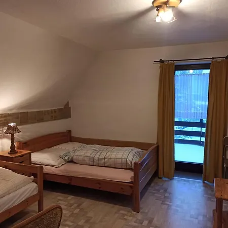 Séjour chez l'habitant Pokoje, Prywatne Przy Stoku W Zielencu