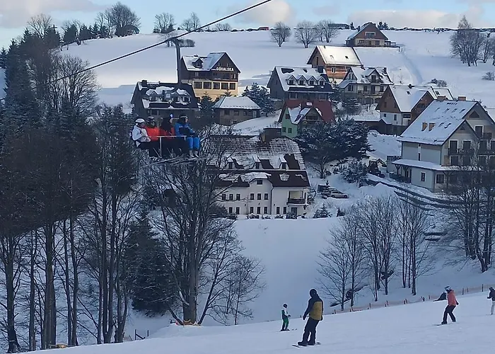 民宿 Pokoje, Prywatne Przy Stoku W Zielencu *